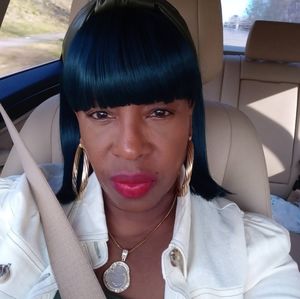 Meet your Posher, Reshonia